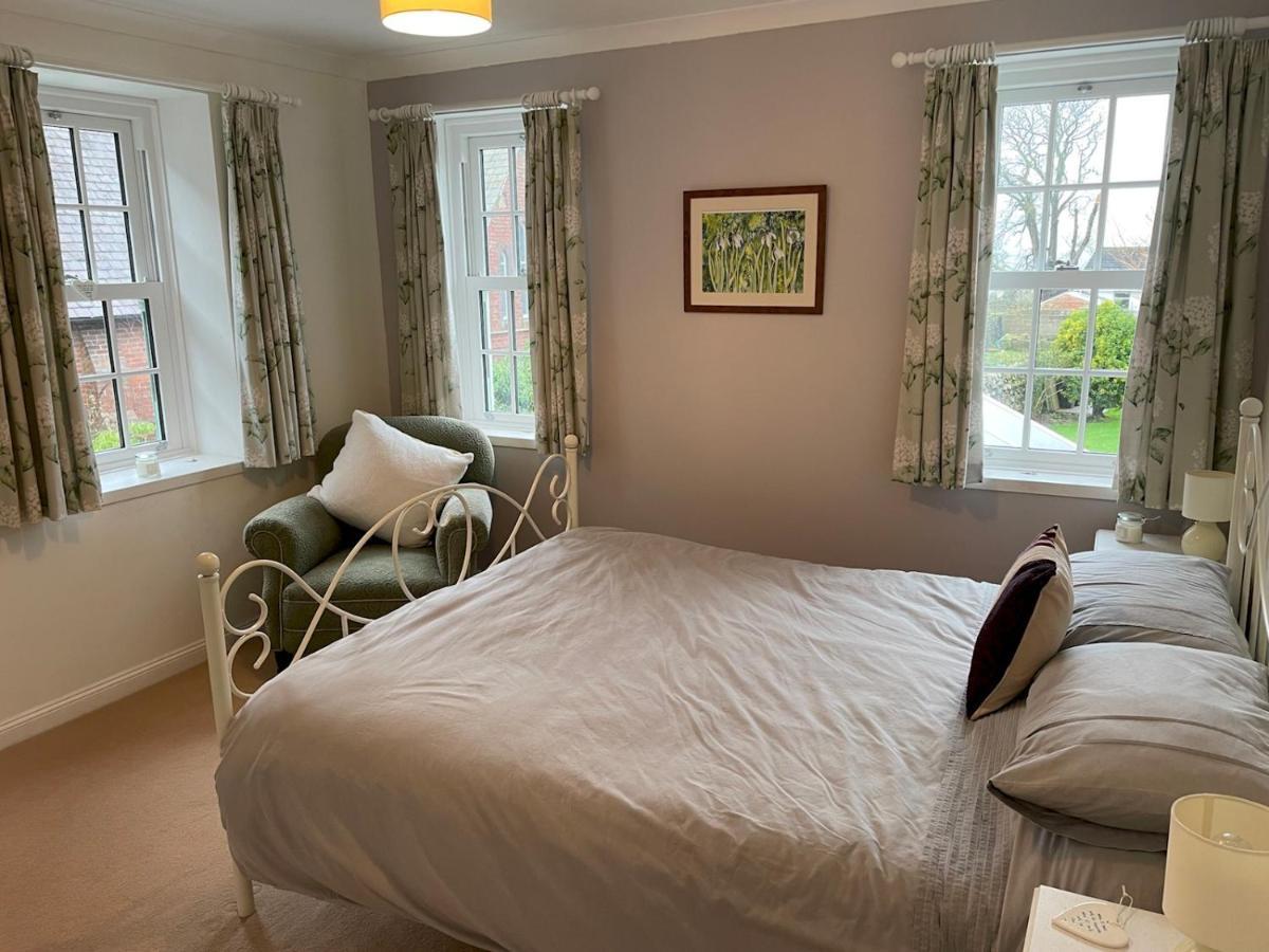 Pass The Keys Charming 3br Listed In Historic Wigtown *